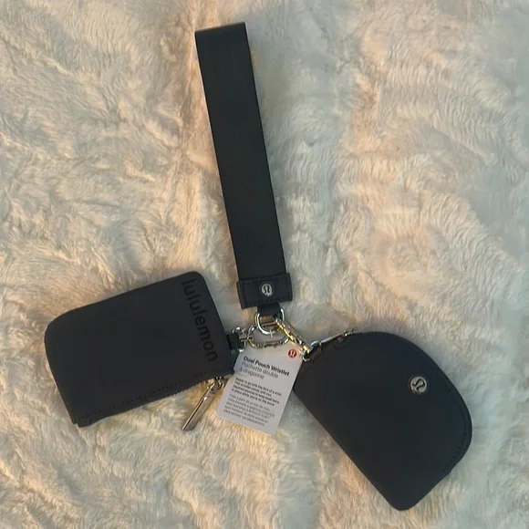 Lululemon Dual Pouch Wristlet in Oil Blue, OS - Picture 1 of 12